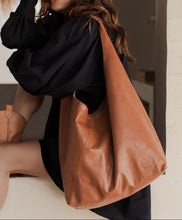 Load image into Gallery viewer, THE ALILA Handcrafted Leather Shoulder Bag · Bali, Indonesia