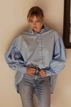 Load image into Gallery viewer, THE BAYU organic cotton balloon sleeve shirt in blue 1— LUXUL COLLECTIVE