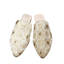 Load image into Gallery viewer, THE NOUR handcrafted Moroccan leather slipper in beige — LUXUL COLLECTIVE