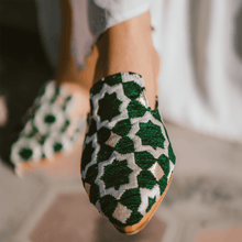 Load image into Gallery viewer, THE NOUR handcrafted Moroccan leather slipper in green — LUXUL COLLECTIVE