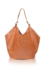 Load image into Gallery viewer, The Padma leather tote in Dark Tan— LUXUL COLLECTIVE 