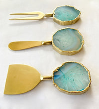 Load image into Gallery viewer, THE NILA Handcrafted Aqua Agate Cheese Knife Set · India